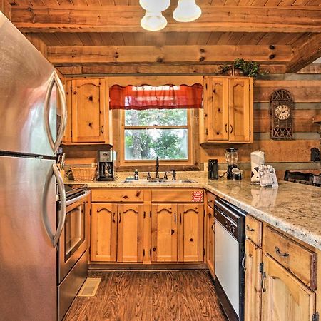 Gatlinburg Escape With Hot Tub, Deck And Mtn View Villa Exterior foto