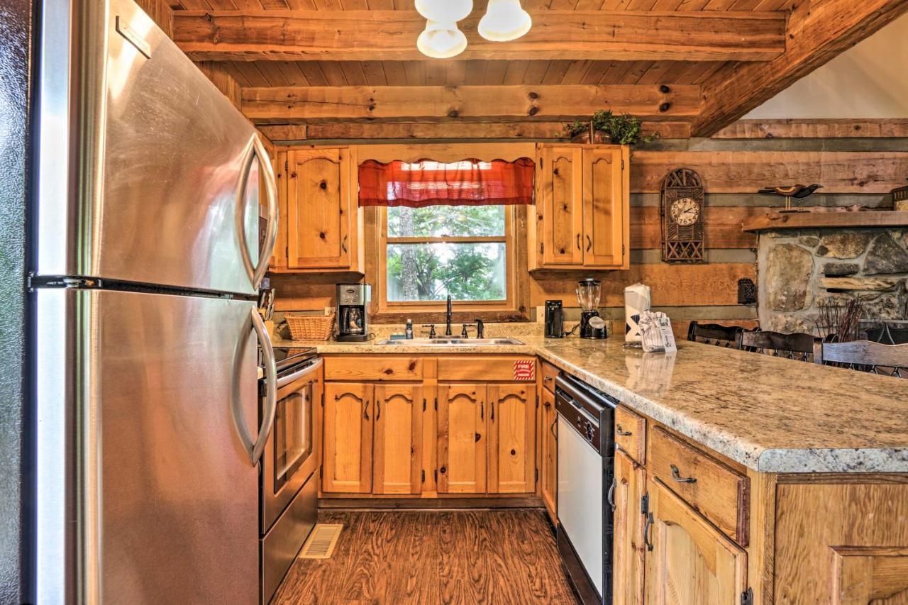 Gatlinburg Escape With Hot Tub, Deck And Mtn View Villa Exterior foto