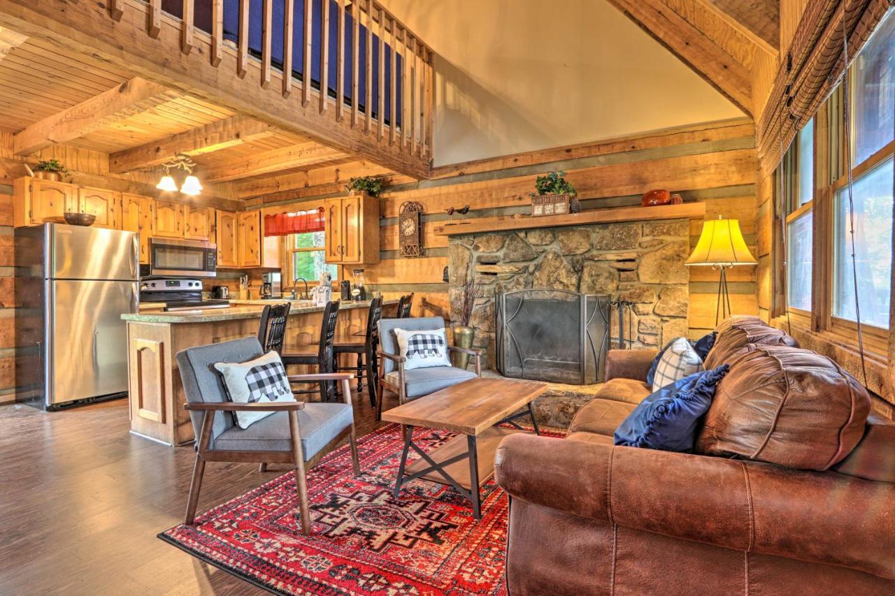 Gatlinburg Escape With Hot Tub, Deck And Mtn View Villa Exterior foto