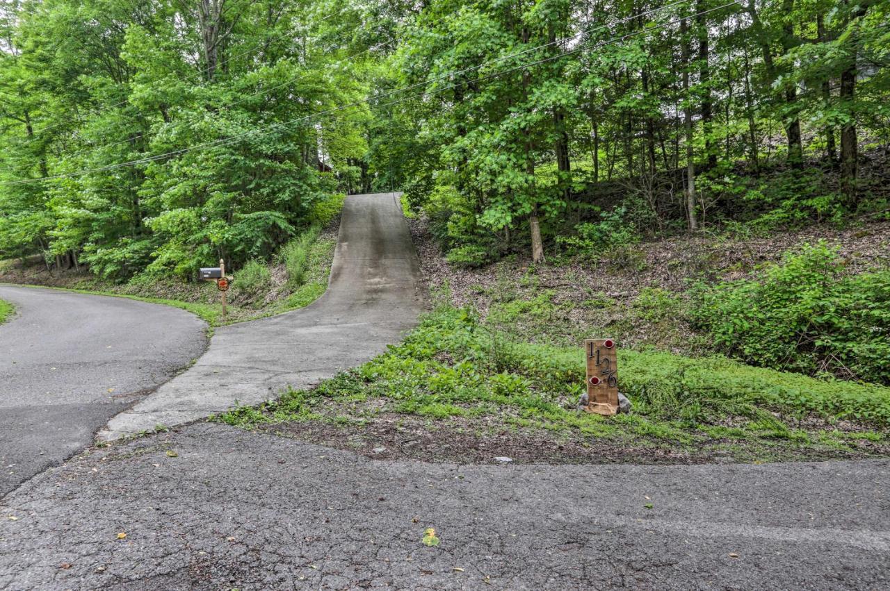 Gatlinburg Escape With Hot Tub, Deck And Mtn View Villa Exterior foto