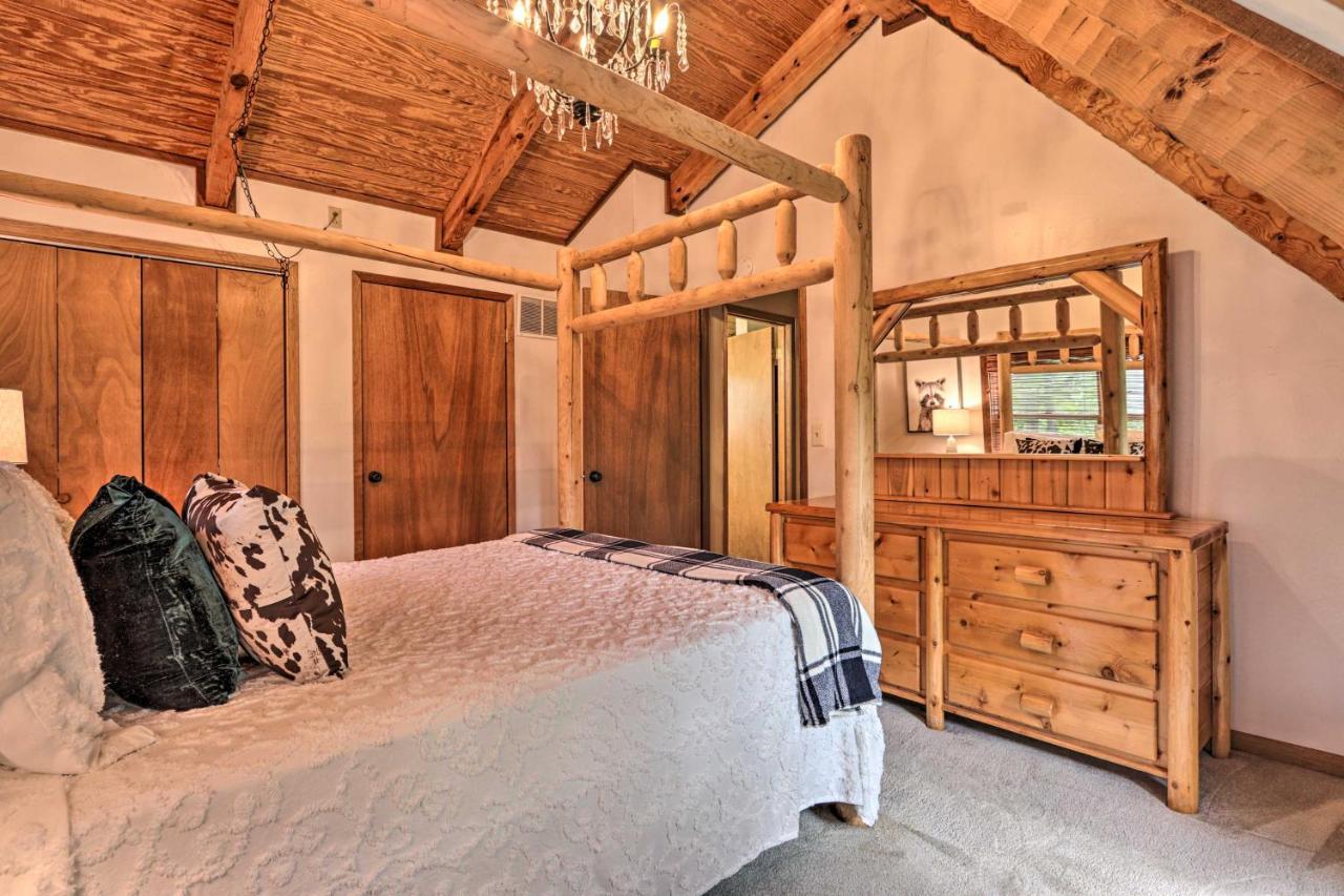 Gatlinburg Escape With Hot Tub, Deck And Mtn View Villa Exterior foto